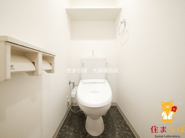 地下鉄谷町線 南森町駅 徒歩5分 10階建 築16年のトイレ写真