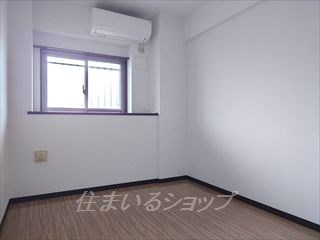 その他部屋・スペース　寝室にもエアコンあり（サービス品）