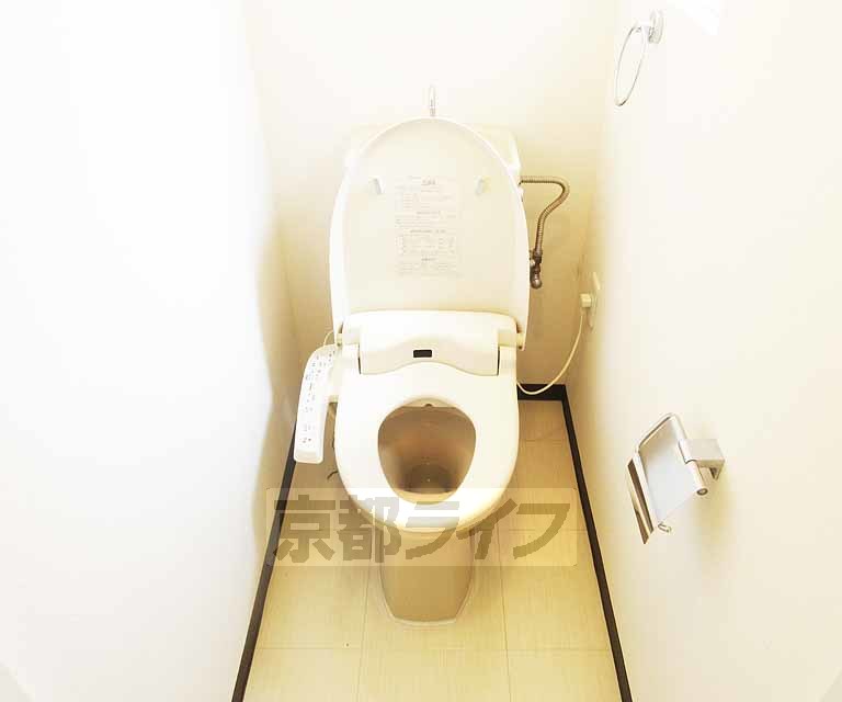 トイレ　ウォシュレット付きのトイレです