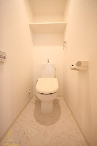 トイレ　エクセレント南森町
