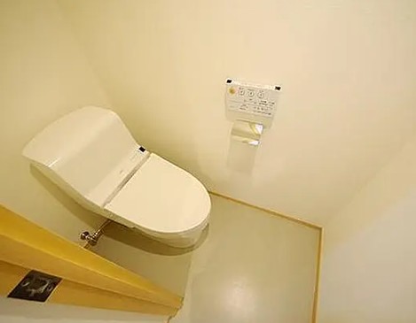 トイレ　コンパクトで使いやすいトイレです