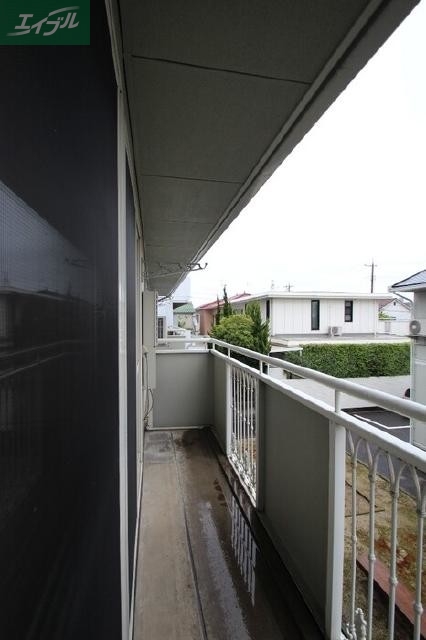ロイヤルハイツ山上 A棟の内装写真