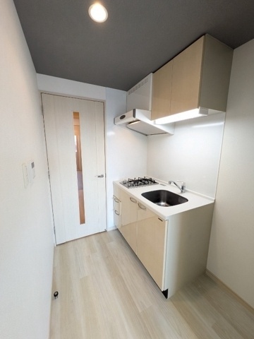 キッチン　※別部屋参考写真