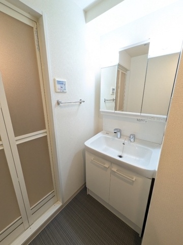 洗面設備　※別部屋参考写真