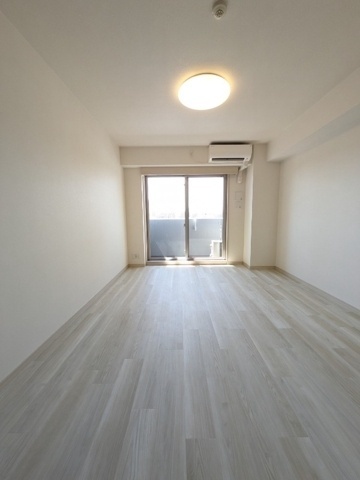 居室・リビング　※別部屋参考写真
