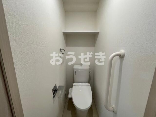 東京メトロ銀座線 浅草駅 徒歩10分 13階建 築5年のトイレ写真