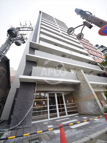 建物外観　クリスタルグランツ難波II　外観