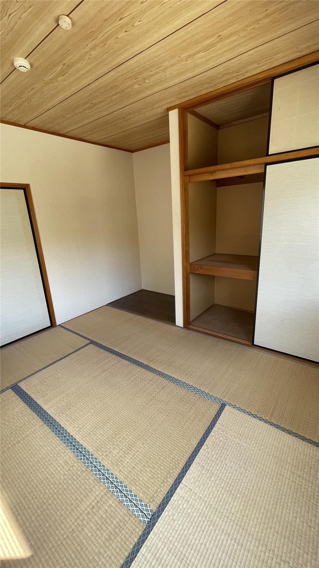 クウィーンハウスワダの居間写真