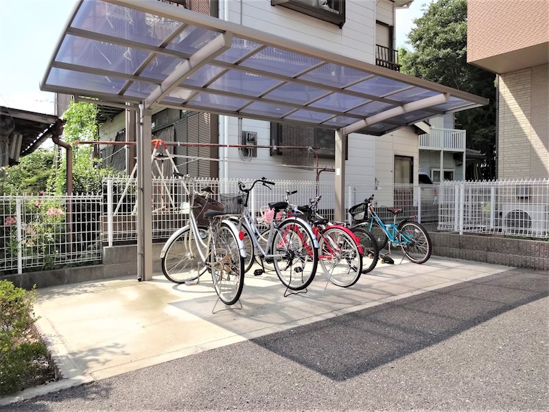 その他共有部分　屋根付き駐輪場付☆
