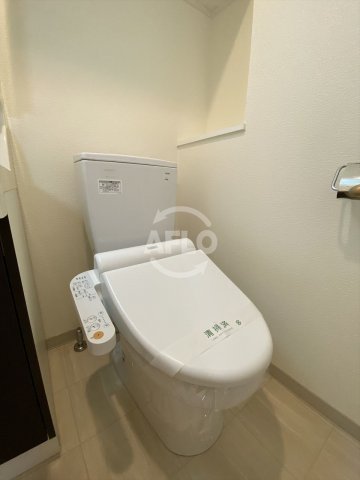 トイレ　エステムプラザ大手前エヴァース　温水洗浄便座