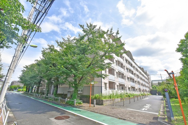 URスクエアー世田谷桜丘の外観写真