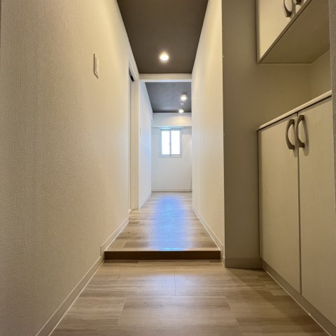 玄関　同仕様タイプです