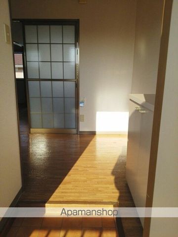 西鉄天神大牟田線 西鉄小郡駅 徒歩9分 2階建 築33年の玄関写真