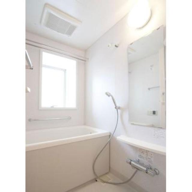バス・シャワールーム　※写真は同タイプ住戸です。