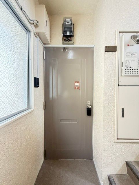 玄関　現況優先