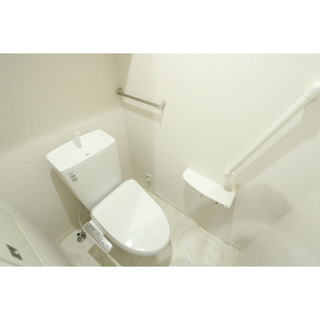エミIIのトイレ写真