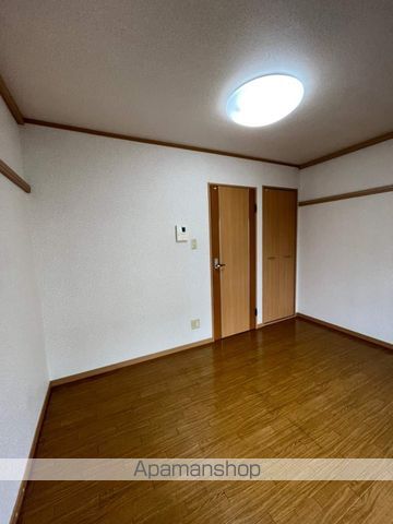第2年見マンションの内装写真