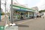 コンビニ　ファミリーマート 日吉本町駅前店（コンビニ）まで580m