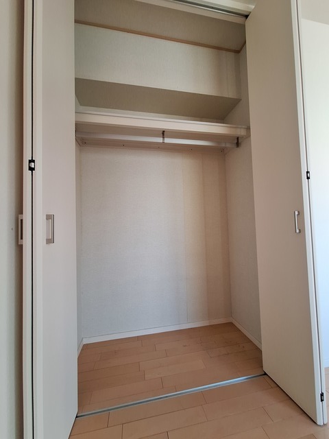 収納　クリーニング中です