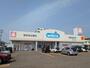 ドラックストア　ウエルシア薬局青山店（ドラッグストア）まで379m