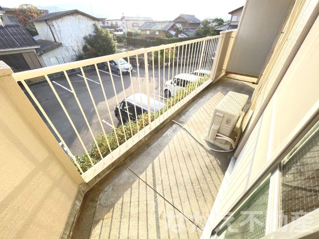バルコニー　陽当たり良好なバルコニーです