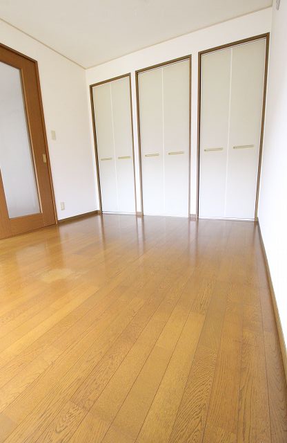 その他部屋・スペース　同物件、別の部屋の写真です