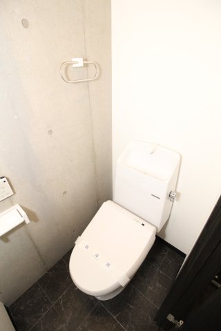 トイレ　コンポジット王子　北区王子2