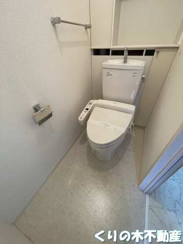 トイレ　ゆったりとした空間のトイレです