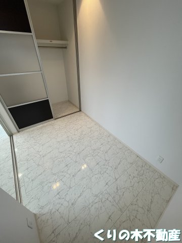 その他部屋・スペース　使い勝手のいい寝室です