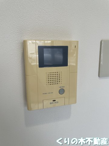 セキュリティ　モニター付きインターホン完備
