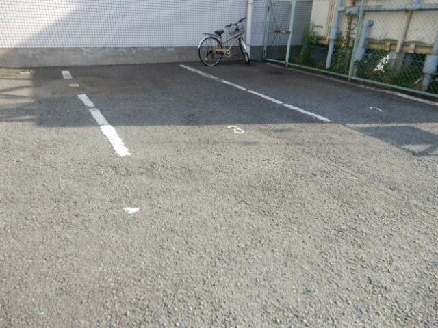 【リゾティ英賀保の駐車場】