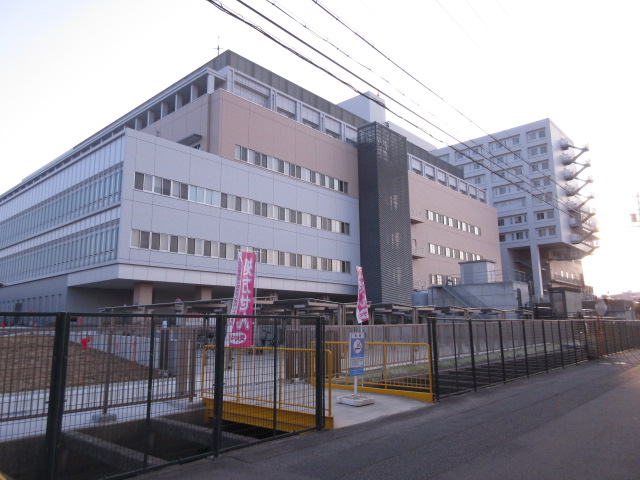 病院　国立大学法人三重大学医学部附属病院（病院）まで1368m