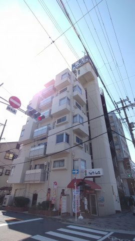 大阪市住吉区苅田のマンションの建物外観
