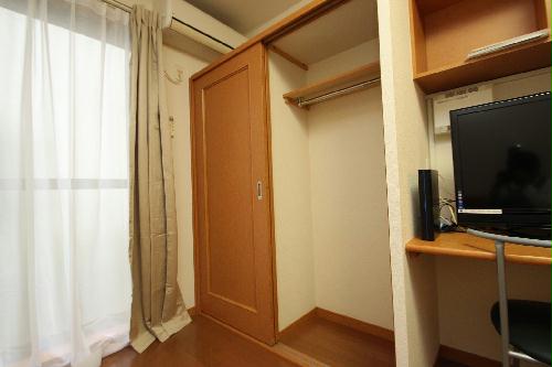 収納　同じタイプのお部屋の写真です。