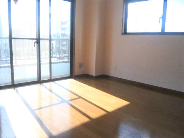 Baycityyamatoの居間写真