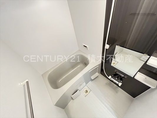 バス・シャワールーム　浴室乾燥機・追い焚き有り