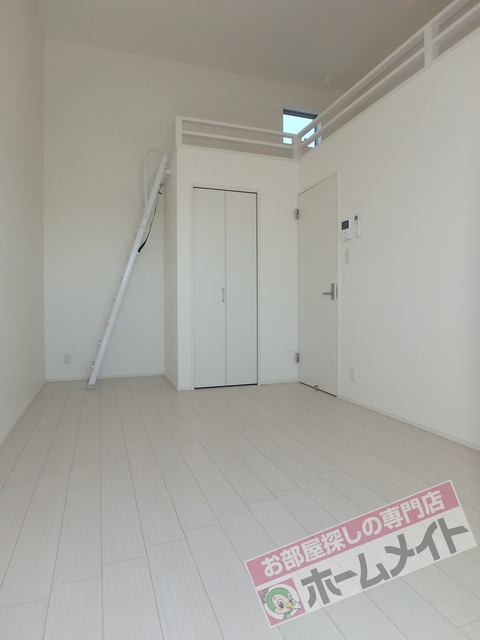 グランディール堺東の居間写真