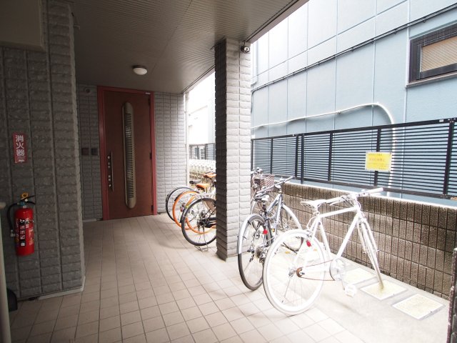 その他共有部分　駐輪スペースも完備です♪
