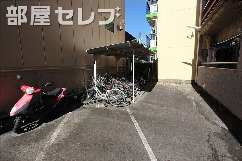 【コーポ川原の駐車場】