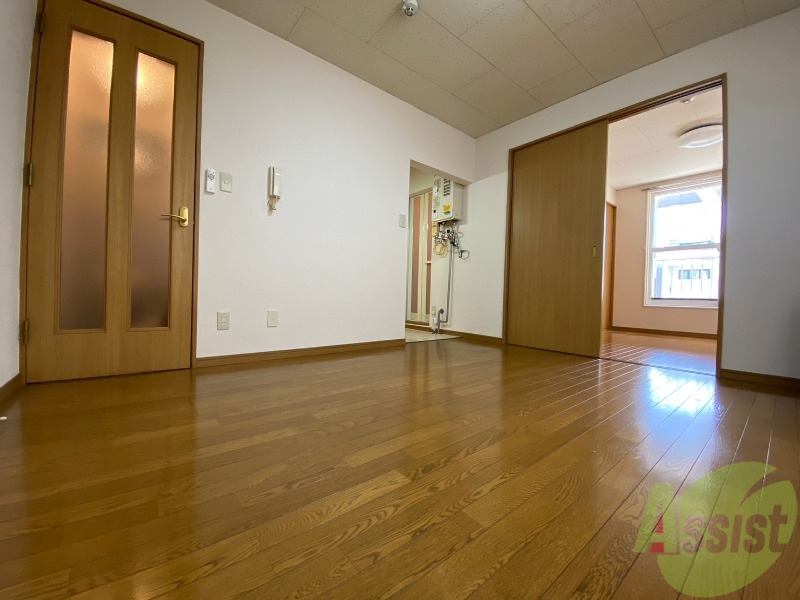 居室・リビング　広くてキレイなお部屋が広がっていて、充実した生活が送れそう。