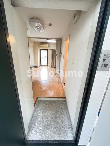 玄関　明るい玄関です