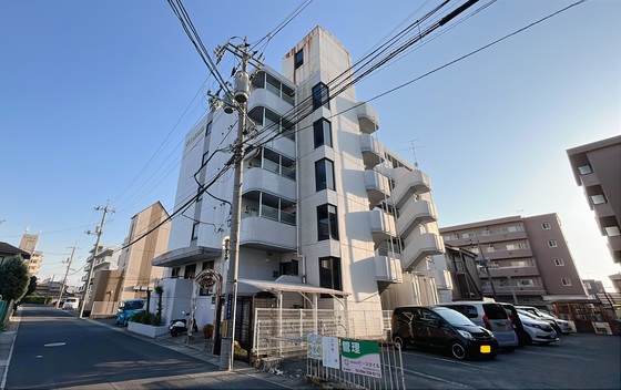 ベンハウス大元の外観