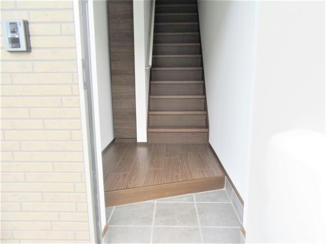 玄関　※別部屋(参考106)