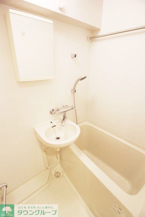 バス・シャワールーム　お部屋探しは株式会社　タウンハウジング　までお気軽にお問合…