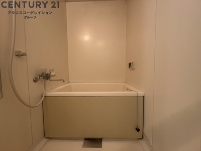 バス・シャワールーム　清潔感のある広いお風呂です！