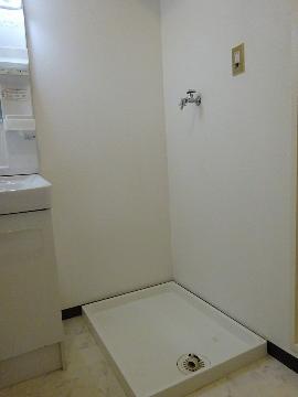 サンクリスタルハウス　その他設備　洗濯機置場