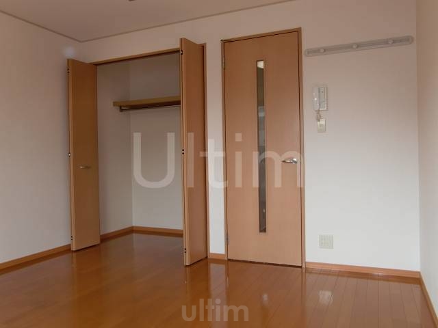 居室・リビング　※別のお部屋のお写真です。御参考までに。