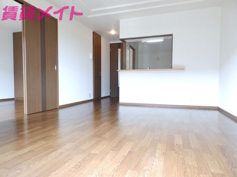 居室・リビング　同型参考写真