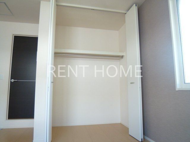 収納　クローゼット付