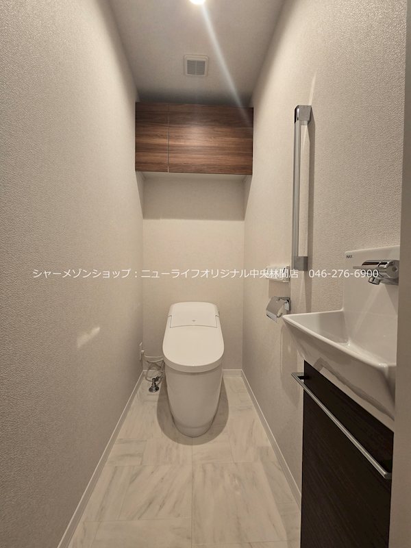 トイレ　あると嬉しい温水洗浄便座付き♪